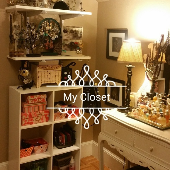 Welcome To My Closet - Picture 1 of 1